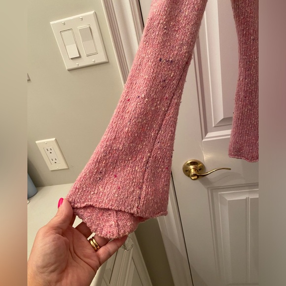 SIZE MEDIUM PINK WITH MULTI COLOUR SPECKLES ONE BUTTON CARDIGAN BY BIANCO & BLU - Picture 3 of 8